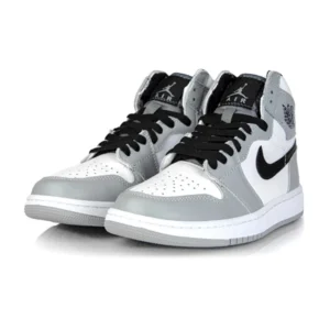 کفش ورزشی بندی مقاوم در برابر سایش و انعطاف‌پذیر مدل Air Jordan 1 Mid Light Smoke